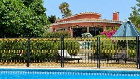 Villa en venta en La Gaspara, Estepona Oeste