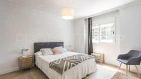 Apartamento en venta de 1 dormitorio en Nueva Andalucia