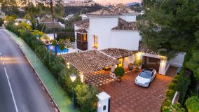 Villa for sale in La Quinta, Benahavis