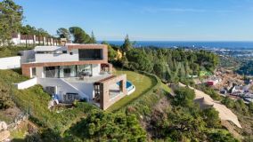 Villa for sale in El Madroñal, Benahavis