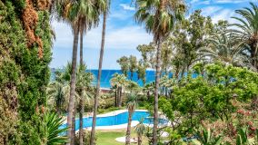 Town House for sale in El Velerin, Estepona East