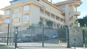 Wohnung zu verkaufen in Aloha Hill Club, Nueva Andalucia