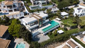 Villa for sale in Chullera, Manilva