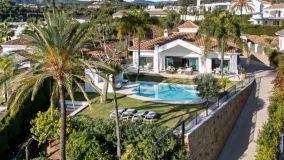 Villa for sale in Nueva Andalucia, Marbella