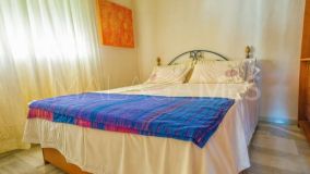 Apartment for sale in Hacienda El palmeral, Nueva Andalucia