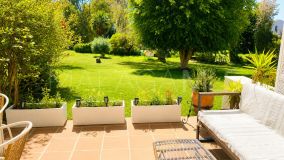 Semi Detached House for sale in Nueva Atalaya, Estepona East