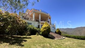 Mansion for sale in Forest Hills, Altos de Estepona
