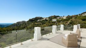 Villa for sale in El Madroñal, Benahavis