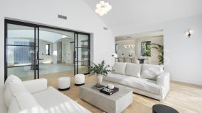 Villa for sale in La Quinta, Benahavis