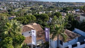 Villa for sale in Nueva Andalucia, Marbella