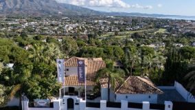 Villa for sale in Nueva Andalucia, Marbella