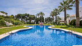 Apartment for sale in Los Monteros Palm Beach, Marbella East
