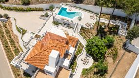 Villa for sale in Las Lomas de Nueva Andalucia