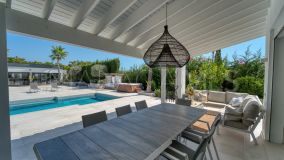 Villa for sale in La Alqueria, Benahavis