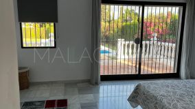 Villa for sale in Hacienda las Chapas, Marbella East