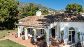 Villa en venta en Altos Reales, Marbella Golden Mile