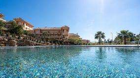 Markplanslägenhet for sale in Nueva Andalucia, Marbella