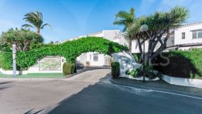 Ground Floor Apartment for sale in Los Dragos, Nueva Andalucia
