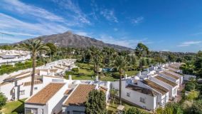 Appartement rez de chaussée for sale in Los Dragos, Nueva Andalucia