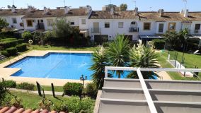 Reihenhaus zu verkaufen in Nueva Atalaya, Estepona Ost