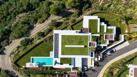 Villa for sale in La Quinta, Benahavis