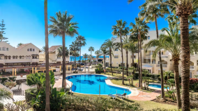 Appartement rez de chaussée for sale in White Pearl Beach, Marbella Est