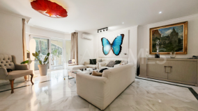 Appartement rez de chaussée for sale in White Pearl Beach, Marbella Est