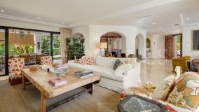 Villa for sale in La Quinta, Benahavis
