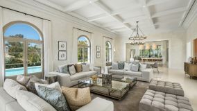 Villa for sale in Nueva Andalucia, Marbella