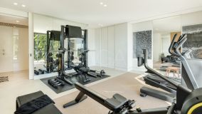 Villa for sale in La Quinta, Benahavis