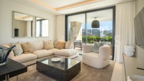 Villa for sale in Benahavis