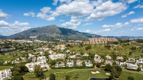 Adosado en venta en Soleuropa, Nueva Andalucia