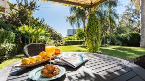 Villa for sale in Sitio de Calahonda, Mijas Costa
