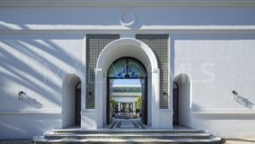 Villa for sale in Nueva Andalucia, Marbella