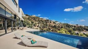 Villa en venta en Los Altos de los Monteros, Marbella Este