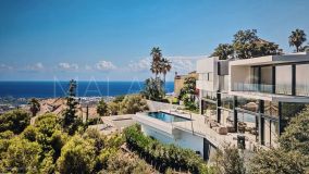 Villa en venta en Los Altos de los Monteros, Marbella Este