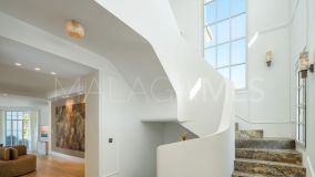 Villa for sale in Nueva Andalucia, Marbella