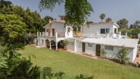 Villa en venta en Guadalmina Baja, San Pedro de Alcantara