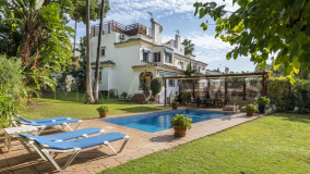 Doppelhaushälfte zu verkaufen in Nueva Andalucia, Marbella