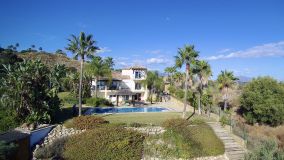 Villa en venta en Estepona
