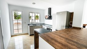 Takvåning for sale in El Real Panorama, Marbella Öst