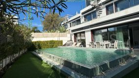 Villa for sale in Rio Verde Playa, Marbella Golden Mile