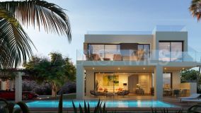 Villa for sale in Monte Biarritz, Estepona Est