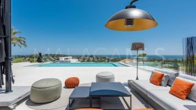 Villa for sale in Altos del Paraiso, Benahavis