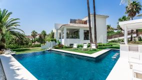 Villa zu verkaufen in Nueva Andalucia, Marbella