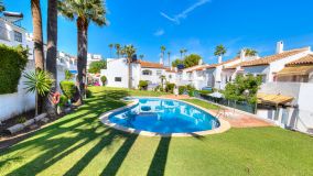 Encantadora Casa Adosada en Bel Air, Estepona Este