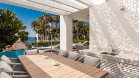 Villa en venta en Puente Romano, Marbella Golden Mile