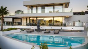 Villa a la venta con 4 dormitorios en Nueva Andalucia