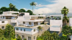 ¡Parcela con proyecto aprobado para tres villas modernas!