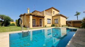Villa for sale in Linda Vista Baja, San Pedro de Alcantara
